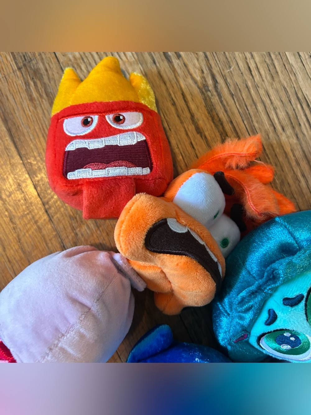 Disney Inside Out 2 Plush headbands Emotions Assortment - Multicolor - Picture 8 of 16